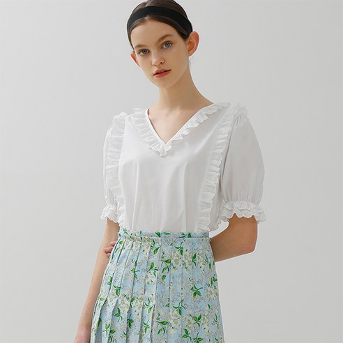 어몽 A FRILL LACE BL