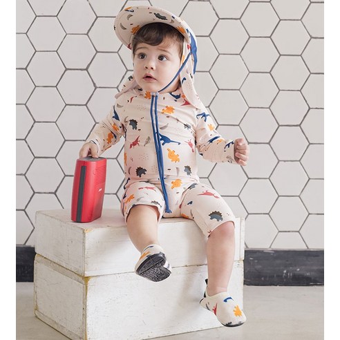 아이의 안전과 편안함을 최우선으로 생각하는 여름철 물놀이 필수템