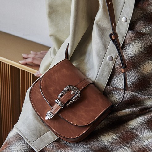 펀프롬펀 Western Cross Bag