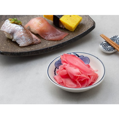 아삭하고 새콤한 즐거움의 반찬