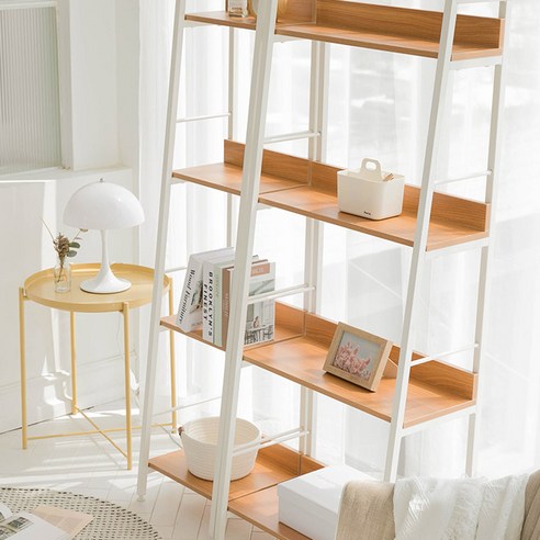 공간을 세련되게 꾸미고 물건을 정리하는 필수품: 스칸디나 파티션 데코 책장