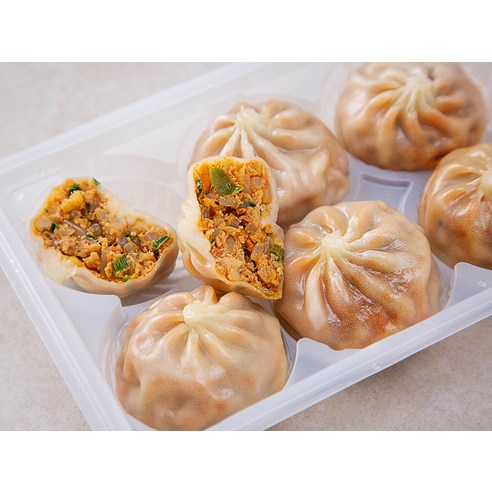 통통하고 매콤한 맛으로 편리하게 즐기는 한품 매운통통만두