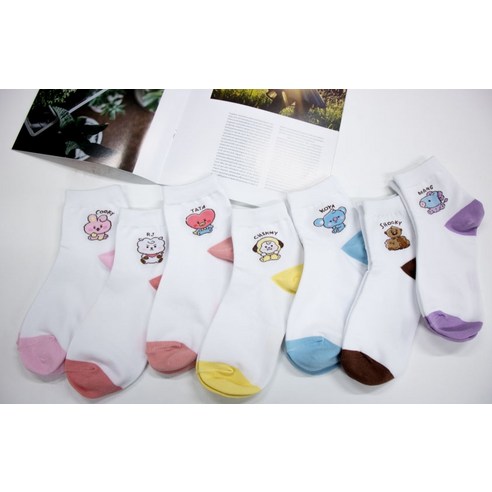 BT21 여성용 데일리 발목양말: 스타일리시한 편안함을 위한 7종의 독특한 캐릭터 디자인
