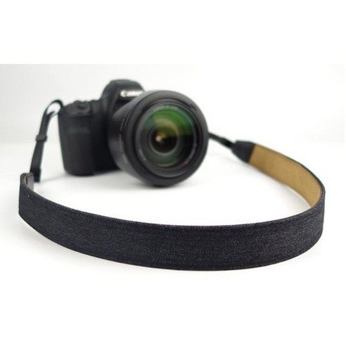 카메라 클래식 데님 넥스트랩 블랙: 편안하고 스타일리시한 촬영 필수품