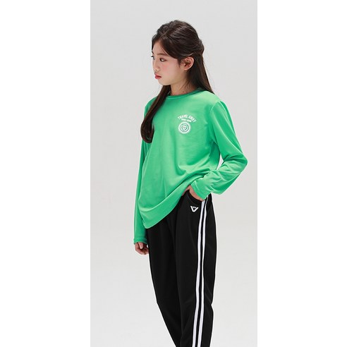 初中  時尚  男孩  女孩  常見  服裝  上衣  圓形  T 卹  圓領