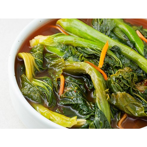 신선한 갓과 깊은 풍미가 일품, 디스이즈잇 갓물김치로 풍성한 식탁을!