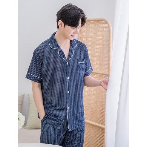 시원하고 편안한 여름밤을 위한 선택, 에이원 남성용 냉감 체크 반팔 잠옷
