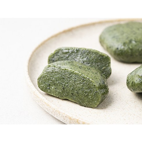 향긋한 쑥 내음 가득, 김재규우리떡연구소 쑥인절미로 즐기는 특별한 미식 경험