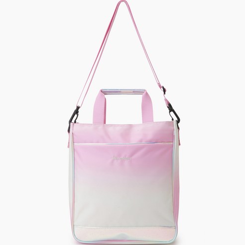 봄철 스타일과 실용성을 모두 잡은 베네통키즈 여아용 보조가방