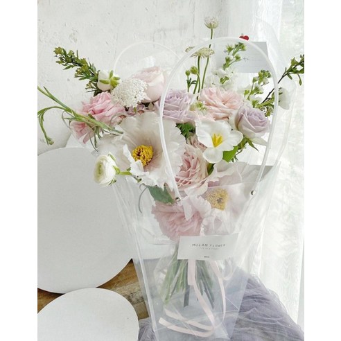 다양한 용도로 활용할 수 있는 높은 품질의 PVC 비닐 쇼핑백