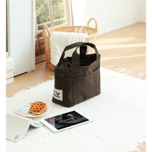 작지만 강하다, 일상에 스며드는 무무슈 미니 데일리 포켓백