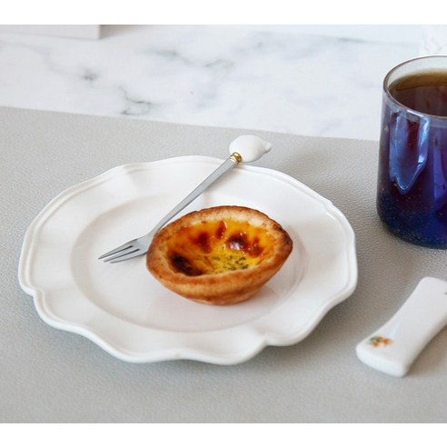 곰돌이와 함께하는 행복한 티타임