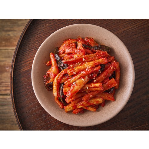 엄마 손맛 그대로, 밥 한 그릇 뚝딱 비우는 반찬단지 무말랭이 무침