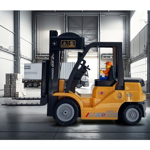 꿈을 싣고 달리는 작은 거인, 유원 타이탄 RC 지게차