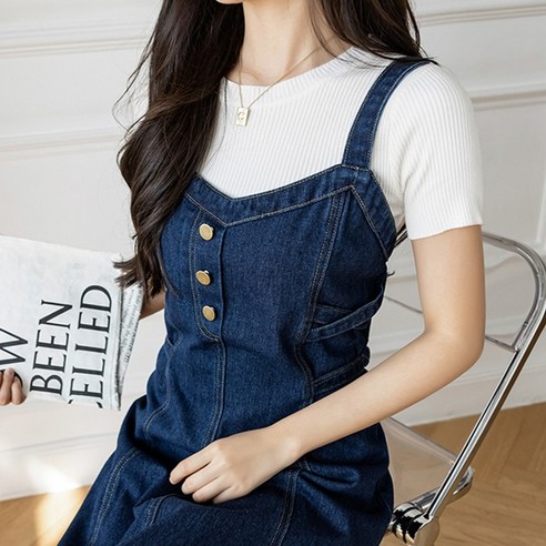 여름철 스타일링을 완성하는 빅사이즈 뷔스티에 데님 원피스