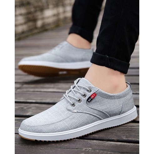 발 편한 데일리 스니커즈, 아론으로 스타일과 편안함을 한번에!