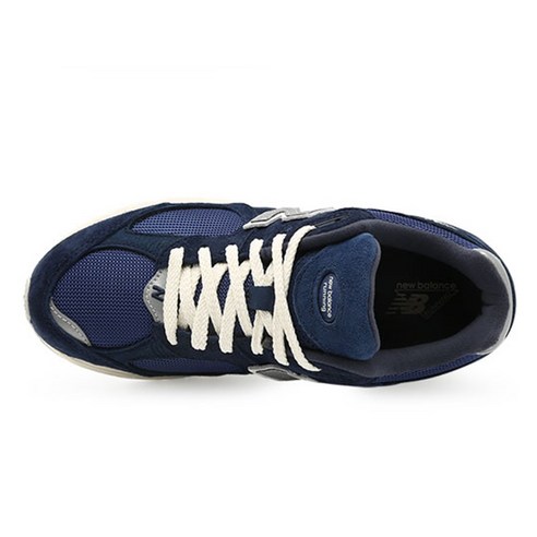 발 편한 데일리 스니커즈, 뉴발란스 2002로 스타일과 편안함을 한번에!