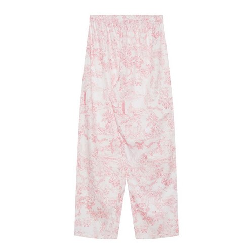 꿈결처럼 부드러운 휴식을 선사하는 에블린 뜨왈 셋업 파자마