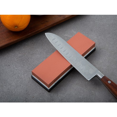 무뎌진 칼날, 코멧 키친 칼갈이 숫돌로 쉽고 빠르게 되살리세요!