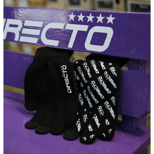 섬세한 터치와 완벽한 그립, 디렉토 스마트폰 터치 축구필드 장갑으로 완성하는 최고의 플레이