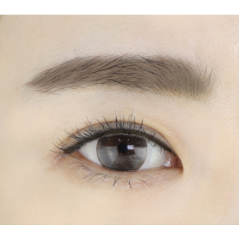 워터프루프 브로우 타투팩으로 하루 종일 지속되는 매끈한 눈썹을 연출하세요.