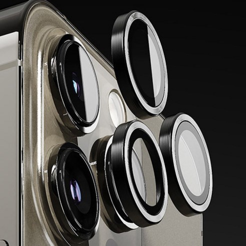 아이폰 14 카메라 렌즈를 보호하는 빅쏘 2.5CX 보호 필름