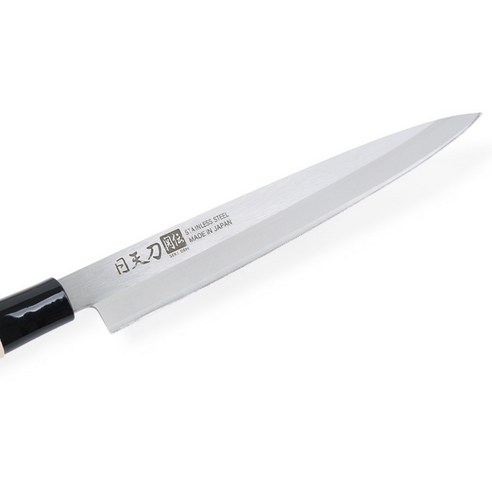 섬세한 칼날로 완성하는 미식의 향연