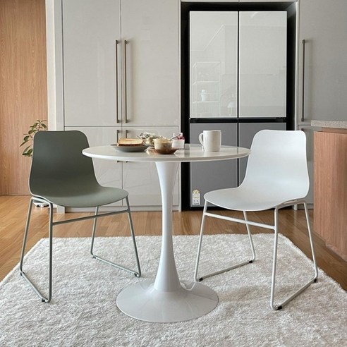 저렴한 가격으로 집안 분위기를 확 바꿔주는 마법같은 의자