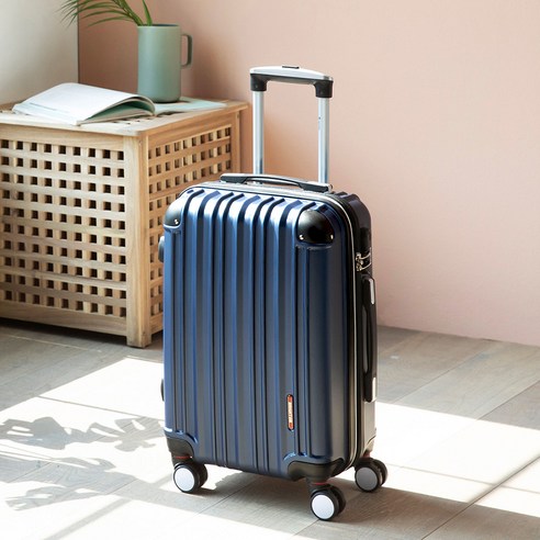 내구성 있고 확장 가능하며 세련된 브라이튼 브이 하드 캐리어로 스타일리시하고 안심 여행을 즐기세요.