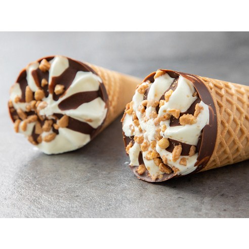 맛있고 만족스럽게 다양한 식감을 자랑하는 식후 디저트