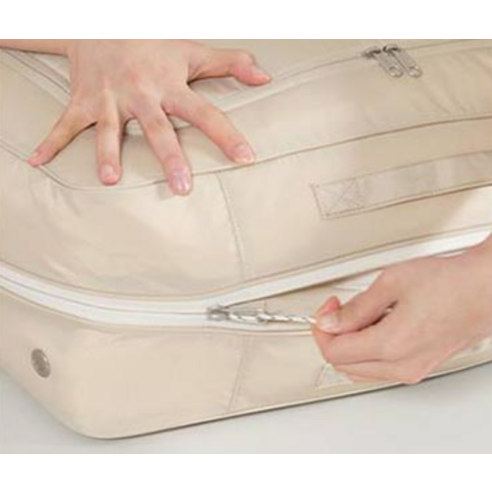 브랜든 압축 파우치로 옷장 정리의 혁신을 경험하고, 넓어진 공간만큼 더욱 풍요로운 삶을 누리세요.