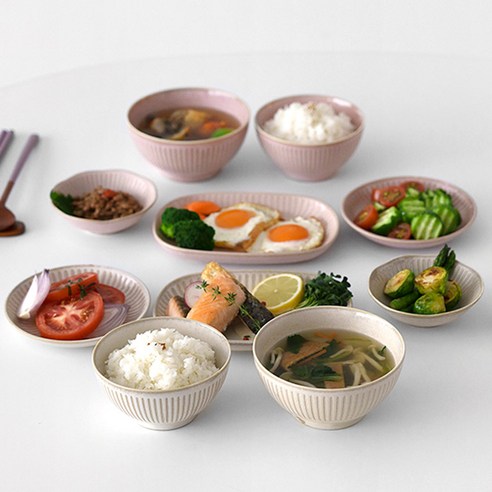 혼밥을 더욱 편리하고 스타일리시하게 만들어주는 식기 세트