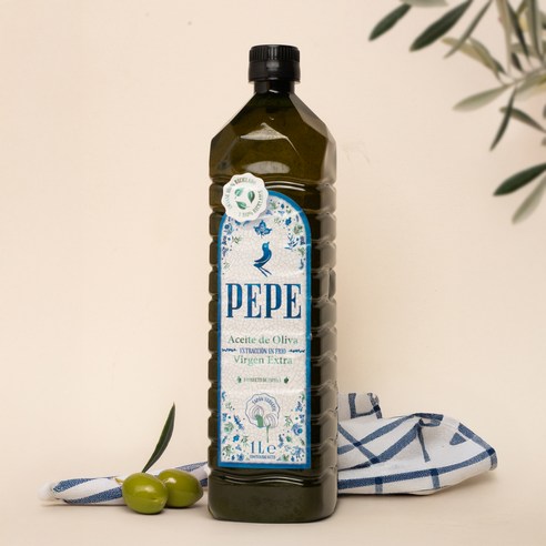 지중해의 햇살을 담은 페페 엑스트라 버진 올리브오일, 요리의 품격을 높이고 건강까지 생각하세요.