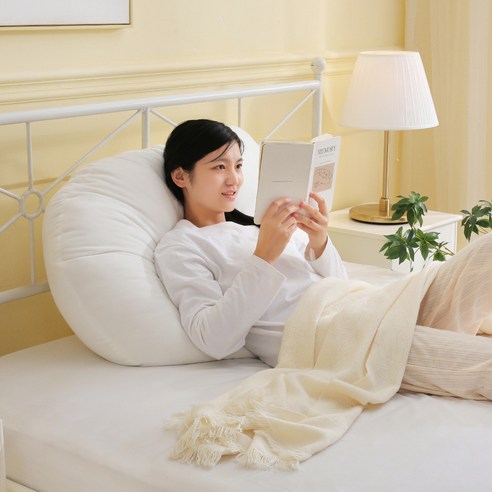 푹신함에 파묻히는 행복, 코멧 찰떡 대쿠션으로 나만의 안락한 공간을!