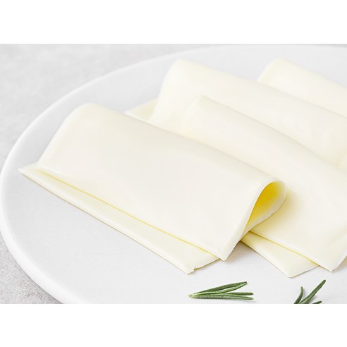 맛있고 간편하게 온 가족 뼈 건강을 챙기는 상하치즈 뼈로가는 칼슘치즈