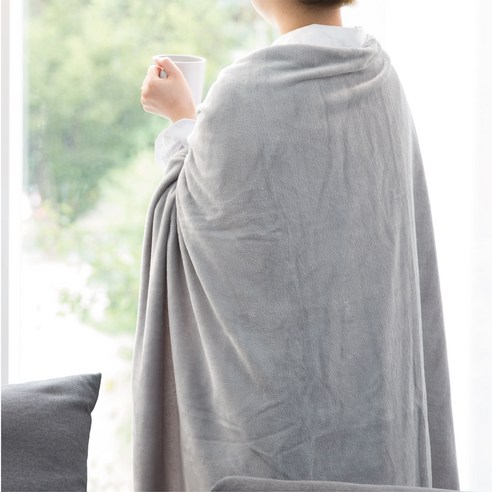 포근함과 따뜻함을 선사하는 코멧 홈 양면 극세사 블랭킷