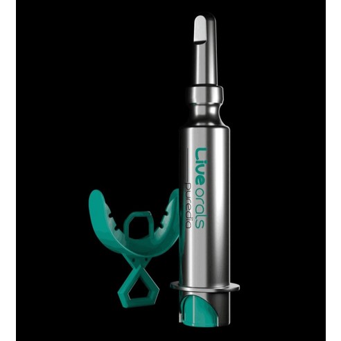 자신감 넘치는 미소를 되찾아주는 퓨어다이아 화이트닝 겔