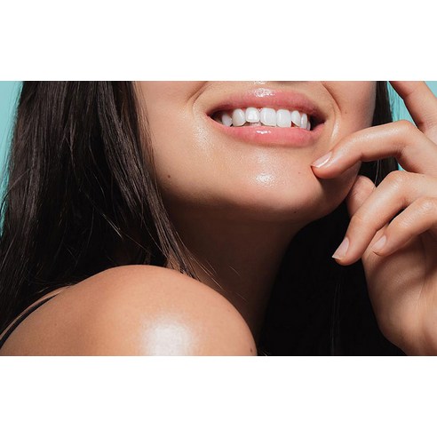 피부에 빛을 더하는 끌레드벨 쿠션