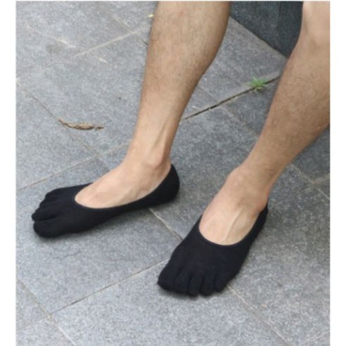 편안한 착용감과 실용적인 디자인으로 사계절에 사용하기에 적합한 두발로 남성용 무지 발가락 페이크양말