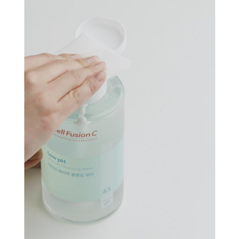 깨끗하고 건강한 피부를 위한 필수 아이템