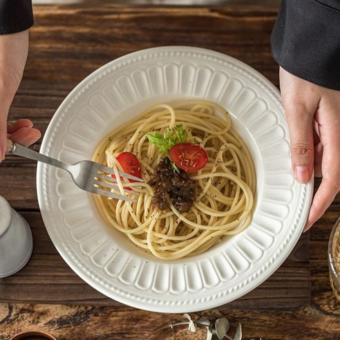 일상에 특별함을 더하는 프렌치 파스타볼