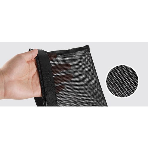 휴대성과 효율성을 중시하는 모든 모발과 피부 유형에 적합한 필수 클렌징 키트