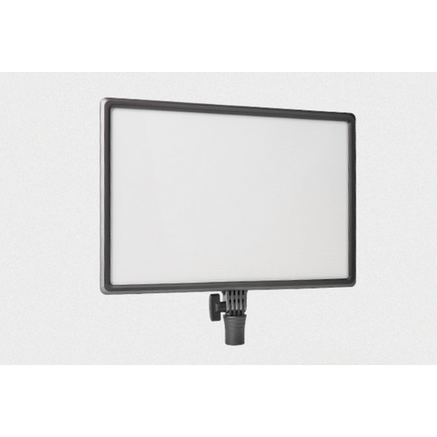 유쾌한 영감을 불어넣는 빛, 룩스패드 43H로 창작의 공간을 밝히다