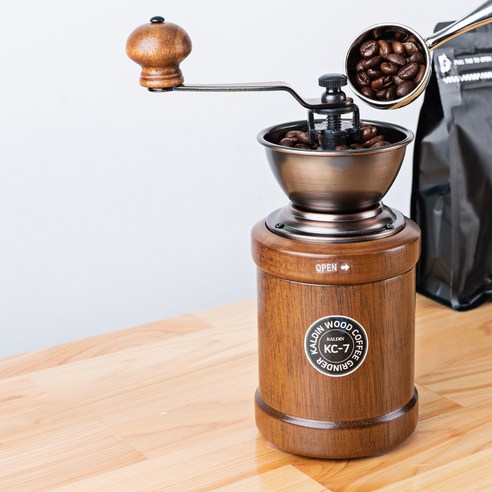 칼딘 원목 세라믹 핸드밀 KC-7: 커피 애호가를 위한 극상의 분쇄 경험