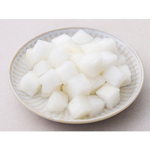 치킨, 이제 무 걱정 없이! 싱그람 아삭아삭 치킨무로 든든하게!