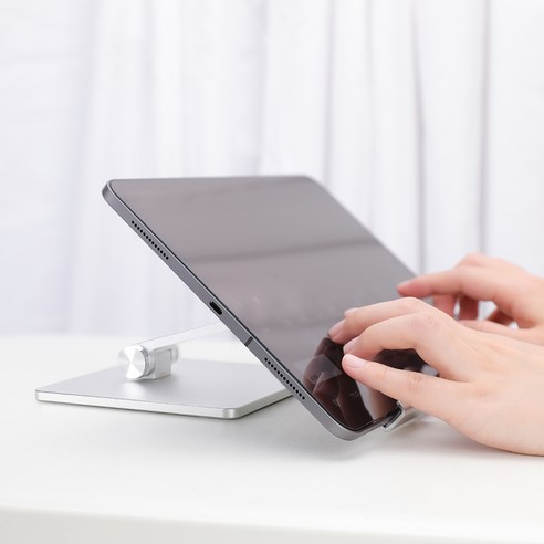 인체공학적 편안함을 향상시키는 탁상용 태블릿 PC 스탠드 거치대