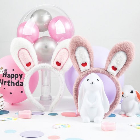파티쇼 러블리 토끼 파티머리띠는 귀엽고 유니크한 핑크계열 디자인으로 제조국은 중국이며 9,900원의 가격과 로켓배송으로 제공되는 상품입니다.
