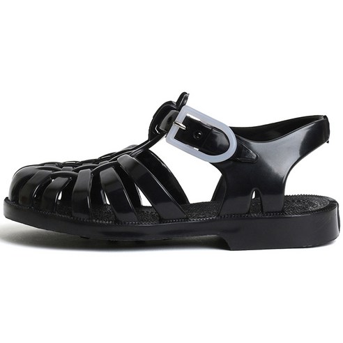 아이들의 여름, 메듀즈 썬 샌들과 함께 시원하고 스타일리시하게!