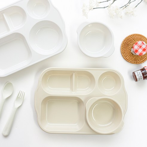 사랑스러운 우리 아이 식사 시간을 더욱 즐겁게 만들어줄 로야 유아 멜라민 식판 & 이유식볼