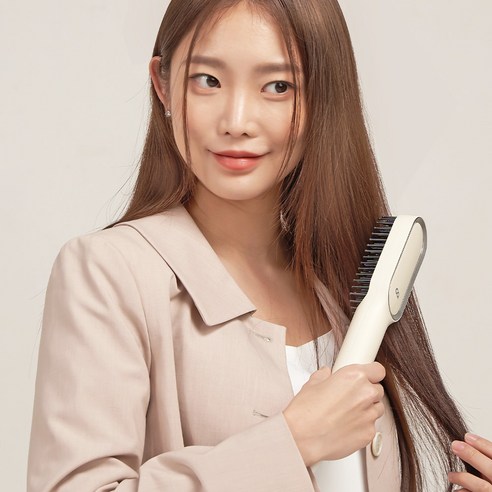  스타일링 혁명을 선사하는 오아 에어스타일러 볼륨 빗 고데기